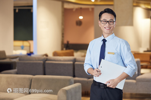 家具店銷售人員形象 專業與溫度的交匯點